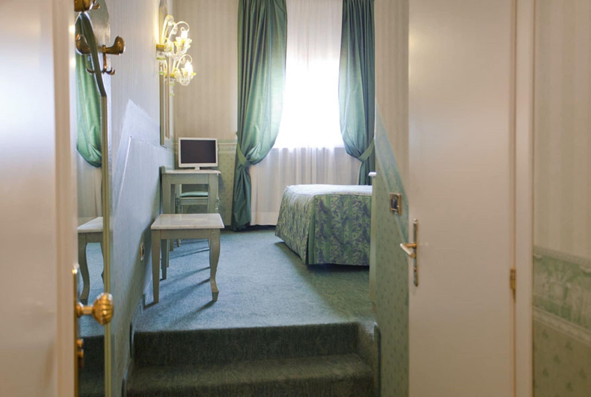 Hotel Bentivoglio Residenza D'Epoca Extérieur photo