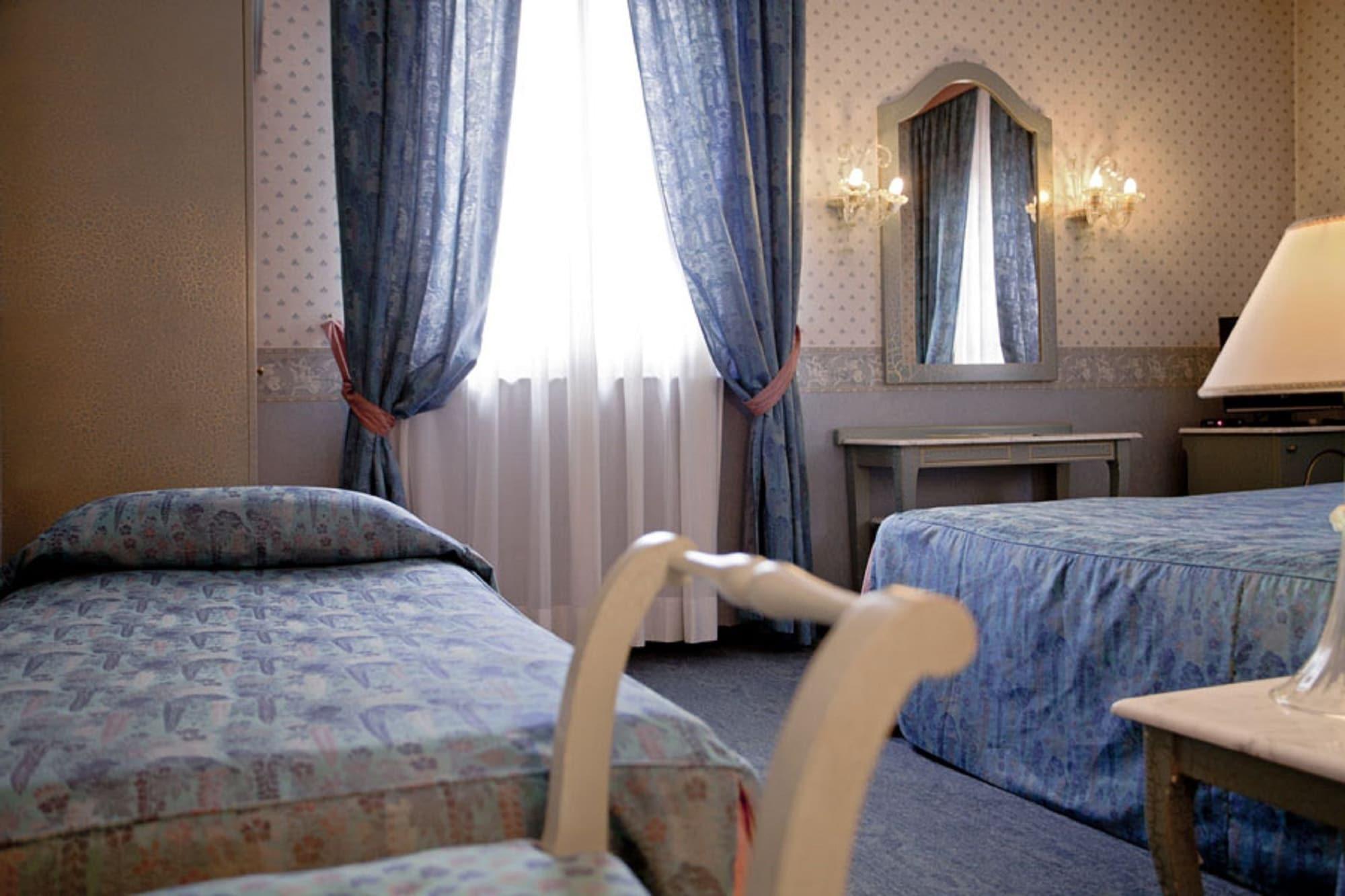 Hotel Bentivoglio Residenza D'Epoca Extérieur photo