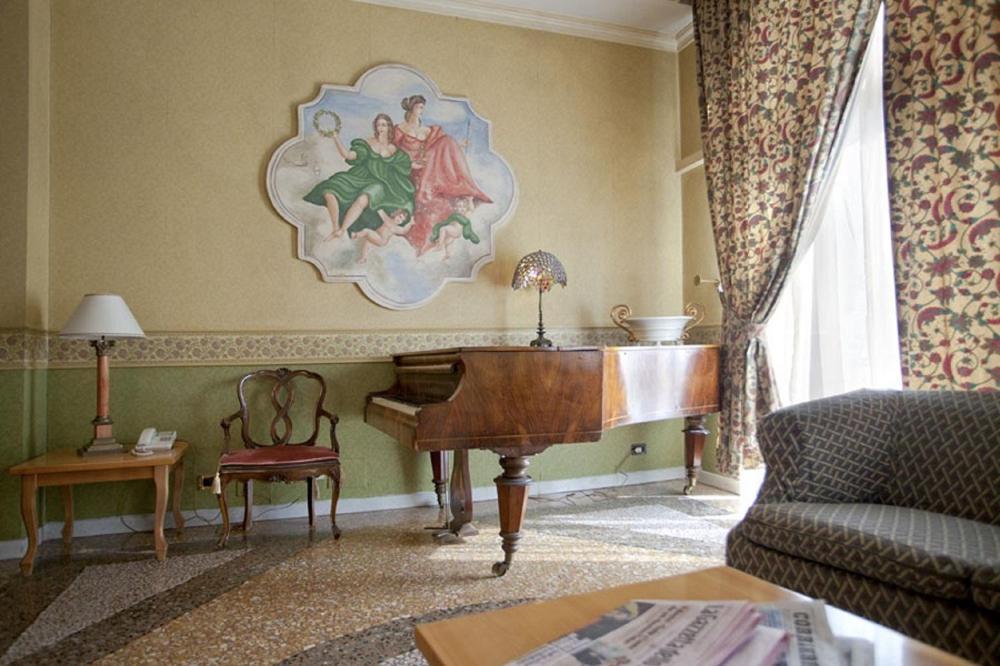 Hotel Bentivoglio Residenza D'Epoca Extérieur photo