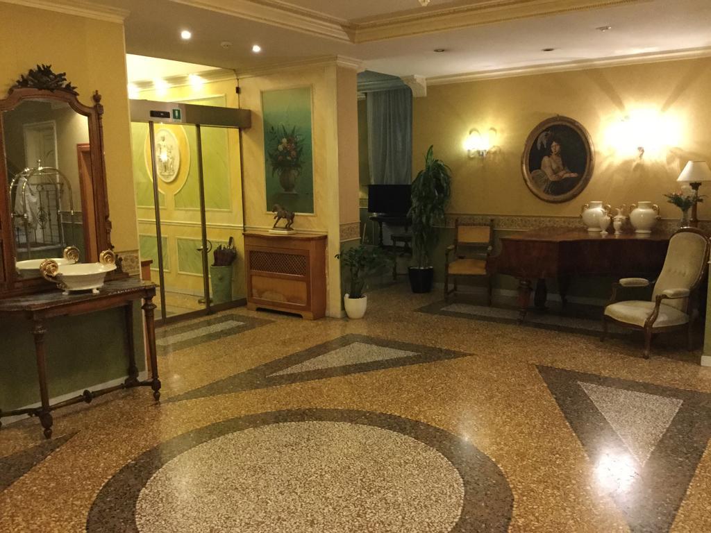 Hotel Bentivoglio Residenza D'Epoca Extérieur photo