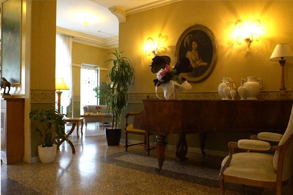 Hotel Bentivoglio Residenza D'Epoca Extérieur photo
